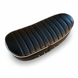 Laag zadel voor Dax 2,5 en 3,5 liter Dax - Japanse stijl zwart met witte rand