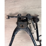 Tweedehands - onderstel met middenstandaard zonder voetsteunen